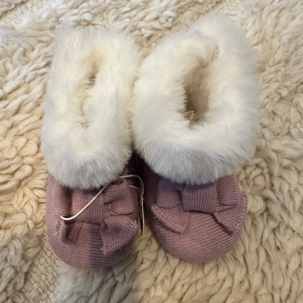 Infant shoes.